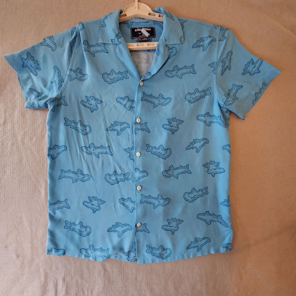 Chubbies Shirt Mens L Blue Shark Print Rayon Short Sleeve Button Up Casual